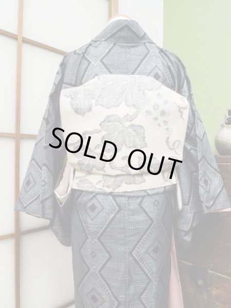 Photo10: CL1014K OSHIMA TSUMGI pongee (Grade B) and NAGOYA OBI sash (Grade B) (10)