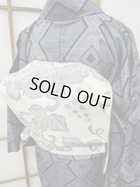 Photo12: CL1014K OSHIMA TSUMGI pongee (Grade B) and NAGOYA OBI sash (Grade B) (12)