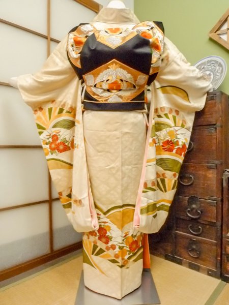 Photo4: CO0305C FURISODE long-sleeved (Grade A) and FUKURO OBI sash (Grade A) (4)