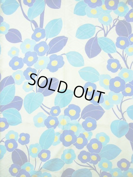 Photo10: F1216G Used Japanese Kimono  Shiny Off White FURISODE long-sleeved by Silk. Flower  (Grade A) (10)