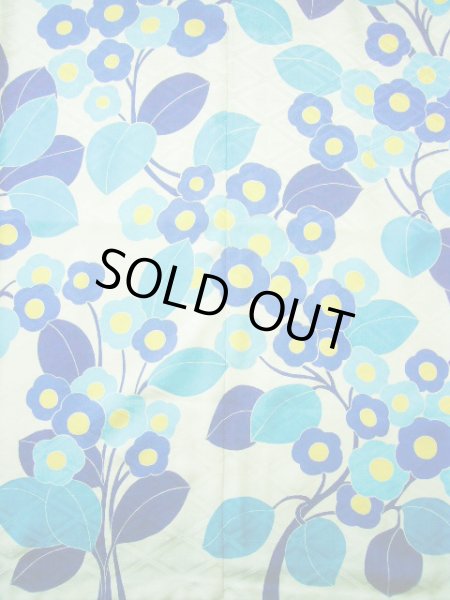 Photo11: F1216G Used Japanese Kimono  Shiny Off White FURISODE long-sleeved by Silk. Flower  (Grade A) (11)