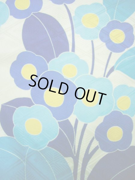 Photo20: F1216G Used Japanese Kimono  Shiny Off White FURISODE long-sleeved by Silk. Flower  (Grade A) (20)