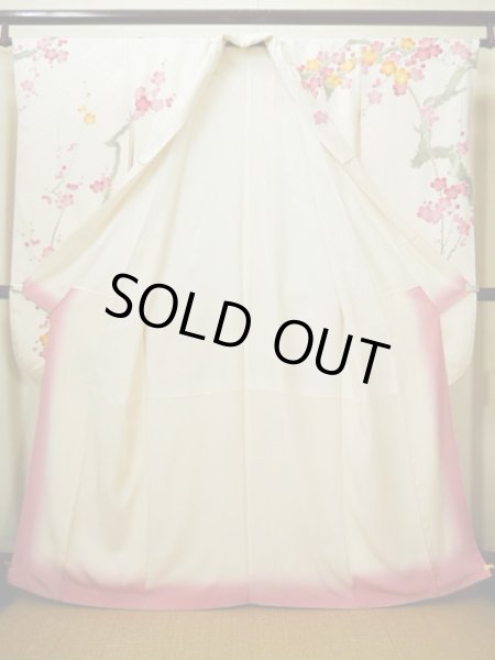 Photo4: Mint G0630H Used Japanese Kimono  Shiny Off White FURISODE long-sleeved by Silk. UME plum bloom  (Grade A) (4)