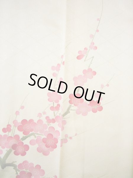 Photo10: Mint G0630H Used Japanese Kimono  Shiny Off White FURISODE long-sleeved by Silk. UME plum bloom  (Grade A) (10)