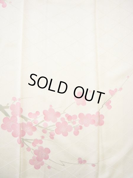 Photo11: Mint G0630H Used Japanese Kimono  Shiny Off White FURISODE long-sleeved by Silk. UME plum bloom  (Grade A) (11)