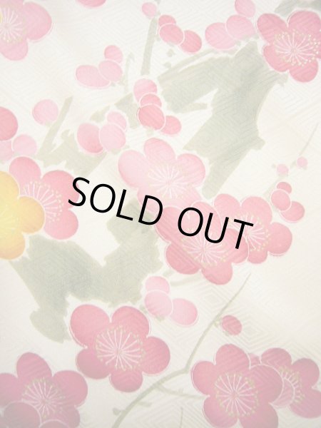 Photo14: Mint G0630H Used Japanese Kimono  Shiny Off White FURISODE long-sleeved by Silk. UME plum bloom  (Grade A) (14)