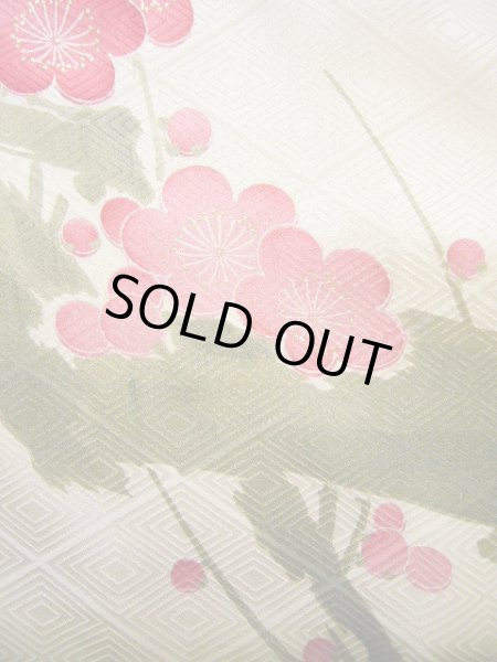 Photo16: Mint G0630H Used Japanese Kimono  Shiny Off White FURISODE long-sleeved by Silk. UME plum bloom  (Grade A) (16)