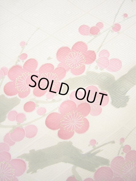 Photo17: Mint G0630H Used Japanese Kimono  Shiny Off White FURISODE long-sleeved by Silk. UME plum bloom  (Grade A) (17)