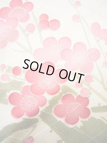 Photo19: Mint G0630H Used Japanese Kimono  Shiny Off White FURISODE long-sleeved by Silk. UME plum bloom  (Grade A) (19)