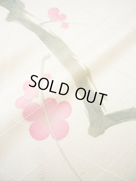 Photo20: Mint G0630H Used Japanese Kimono  Shiny Off White FURISODE long-sleeved by Silk. UME plum bloom  (Grade A) (20)