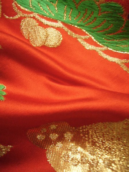 Photo14: G0805E Used Japanese Kimono   Red UCHIKAKE Wedding by Silk. TSUDUMI hand drum  (Grade B) (14)