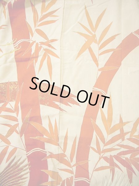 Photo10: G0805Z Used Japanese Kimono   Vermilion UCHIKAKE Wedding by Silk. Crane, YUZEN, The bottom is covered. (Grade B) (10)