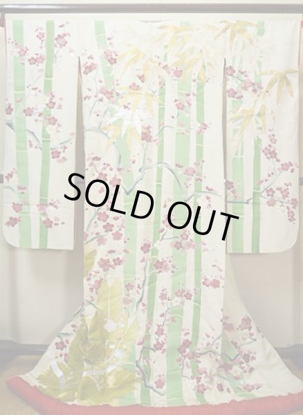 Photo5: G0826B Used Japanese Kimono  Smoky Off White UCHIKAKE Wedding by Silk. UME plum bloom  (Grade C) (5)