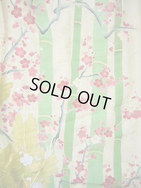 Photo10: G0826B Used Japanese Kimono  Smoky Off White UCHIKAKE Wedding by Silk. UME plum bloom  (Grade C) (10)