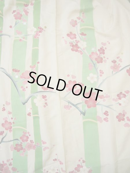 Photo12: G0826B Used Japanese Kimono  Smoky Off White UCHIKAKE Wedding by Silk. UME plum bloom  (Grade C) (12)