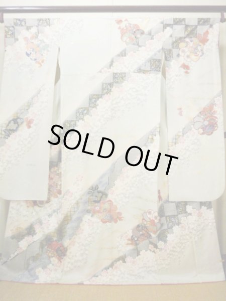 Photo2: Mint H1025K Used Japanese Kimono Pale Bluish Gray FURISODE long-sleeved / Silk. SAKURA cherry blossom  (Grade A) (2)