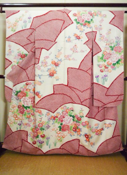 Photo1: H1025N Used Japanese Kimono  Shiny Off White FURISODE long-sleeved / Silk. Peony  (Grade B) (1)