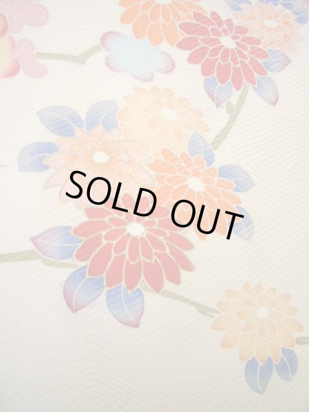 Photo16: H1025N Used Japanese Kimono  Shiny Off White FURISODE long-sleeved / Silk. Peony  (Grade B) (16)