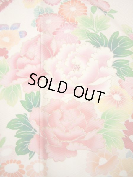 Photo24: H1025N Used Japanese Kimono  Shiny Off White FURISODE long-sleeved / Silk. Peony  (Grade B) (24)