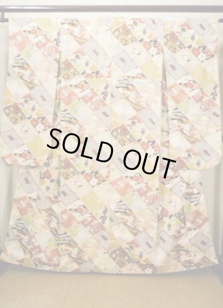 Photo2: H1025P Used Japanese Kimono   Off White FURISODE long-sleeved / Silk. Books  (Grade A) (2)