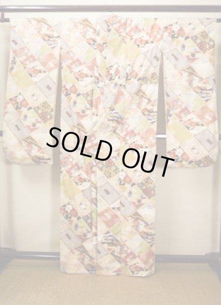 Photo3: H1025P Used Japanese Kimono   Off White FURISODE long-sleeved / Silk. Books  (Grade A) (3)