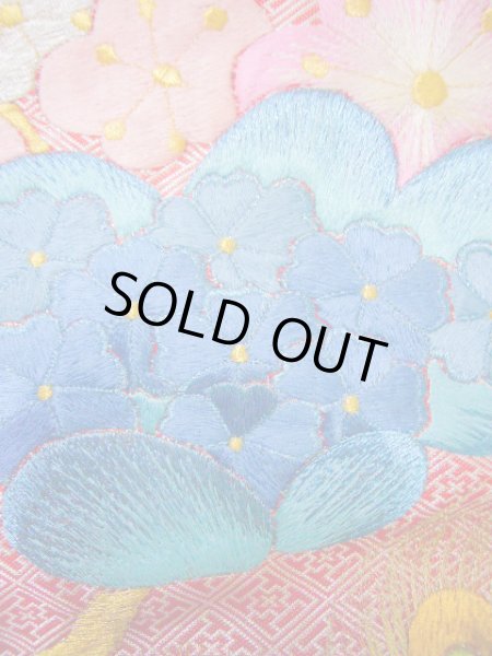 Photo20: Mint I0112F Used Japanese Kimono  Dark Pink UCHIKAKE Wedding / Silk. Peacock  (Grade A) (20)