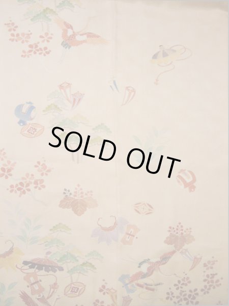 Photo8: I0207H Used Japanese Kimono  Pale Pink FURISODE long-sleeved / Silk. Treasures  (Grade A) (8)