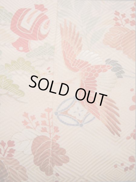 Photo17: I0207H Used Japanese Kimono  Pale Pink FURISODE long-sleeved / Silk. Treasures  (Grade A) (17)