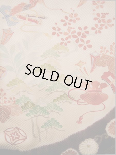 Photo30: I0207H Used Japanese Kimono  Pale Pink FURISODE long-sleeved / Silk. Treasures  (Grade A) (30)