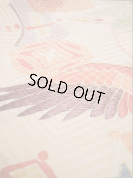Photo39: I0207H Used Japanese Kimono  Pale Pink FURISODE long-sleeved / Silk. Treasures  (Grade A) (39)