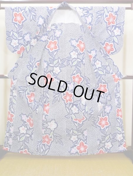 Photo2: J0617A Used Japanese Dark  Indigo Blue YUKATA summer / Cotton. KIKYO Japanese balloonflower   (Grade B) (2)