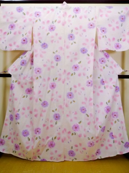 Photo1: J0617Q Used Japanese Sweet  Pink YUKATA summer / Cotton. Flower  (Grade B) (1)