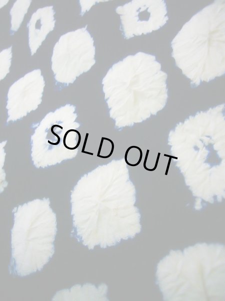 Photo8: J0710K Used Japanese   Indigo Blue YUKATA summer / Cotton. Quadrangle, Arimatsu Shibori RARE design (Grade C) (8)