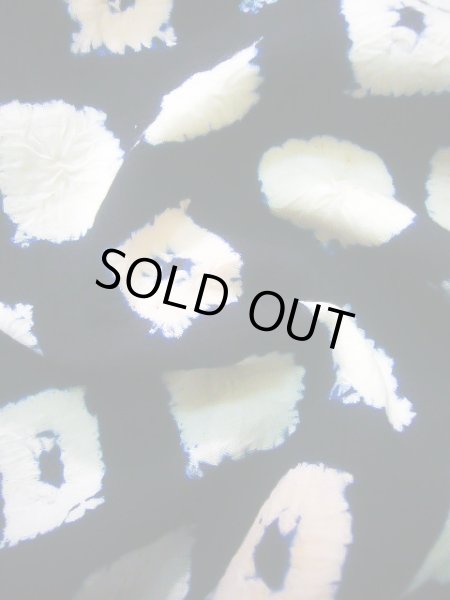 Photo9: J0710K Used Japanese   Indigo Blue YUKATA summer / Cotton. Quadrangle, Arimatsu Shibori RARE design (Grade C) (9)