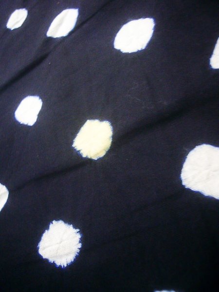 Photo8: J0710P Used Japanese  Dark Indigo Blue YUKATA summer / Cotton. Dot, Arimatsu Shibori (Grade C) (8)