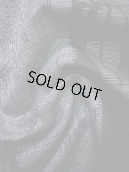 Photo11: J1023A Used Japanese   Black OSHIMA TSUMGI pongee / Silk. Bamboo leaf, TATE YOKO weave  (Grade C) (11)