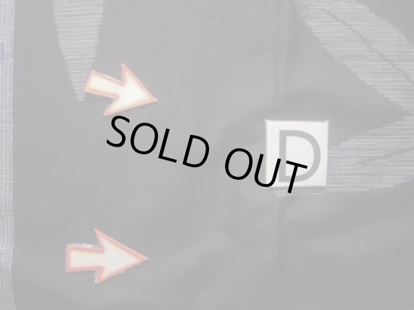 Photo17: J1023A Used Japanese   Black OSHIMA TSUMGI pongee / Silk. Bamboo leaf, TATE YOKO weave  (Grade C) (17)