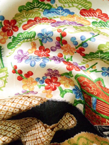 Photo18: Mint J1223D Used Japanese   Black FURISODE long-sleeved / Silk. UME plum bloom,   (Grade A) (18)