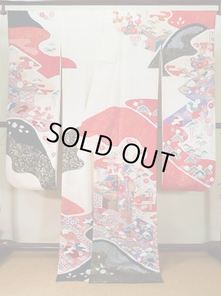 Photo2: J1223P Used Japanese   White FURISODE long-sleeved / Silk. Chrysanthemum, narcissus pattern  (Grade B) (2)