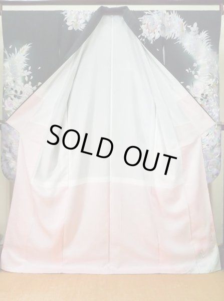 Photo4: J1225B Used Japanese   Black FURISODE long-sleeved / Silk. Leaf, rose pattern  (Grade B) (4)
