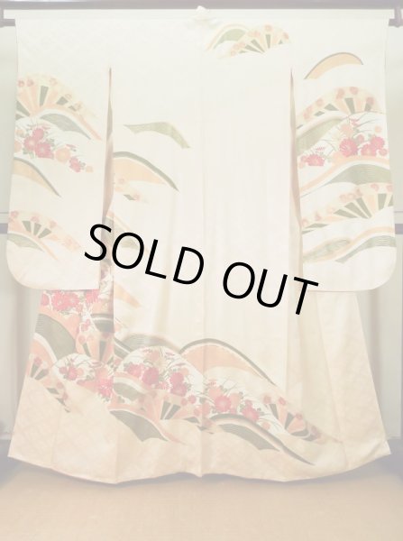 Photo2: J1225F Used Japanese Light  Cream FURISODE long-sleeved / Silk. Chrysanthemum,   (Grade A) (2)