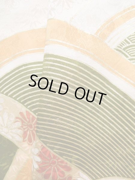 Photo10: J1225F Used Japanese Light  Cream FURISODE long-sleeved / Silk. Chrysanthemum,   (Grade A) (10)