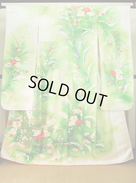 Photo2: J1225I Used Japanese   White FURISODE long-sleeved / Silk. Flower,   (Grade B) (2)