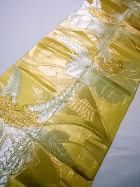 Photo1: JET0417Z Vintage Japanese Kimono Shiny  Kahki Cutting cloth KIRI paulownia Silk.  (Grade C) (1)