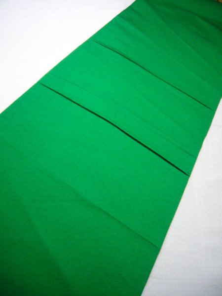 Photo1: JET0423C Used Japanese   Green Cutting cloth    (Grade B) (1)