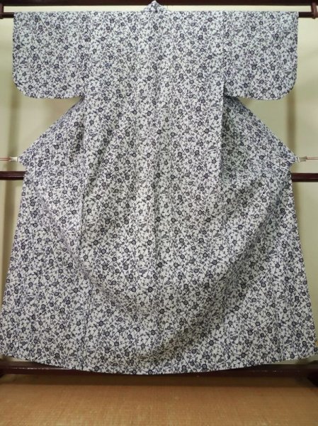 Photo1: K0415A Used Japanese   Blue YUKATA summer(made in Japan) / Cotton. Flower, made in 1960-1970  (Grade B) (1)