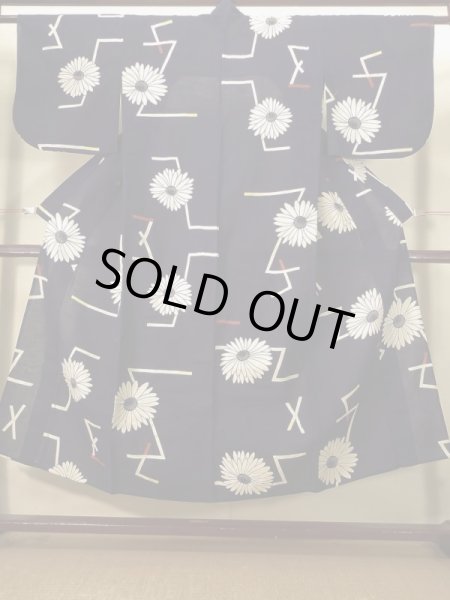 Photo1: K0421H Vintage Japanese women   Indigo Blue YUKATA summer(made in Japan) / Cotton. Chrysanthemum,   (Grade C) (1)