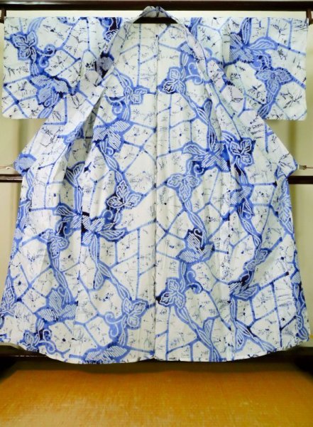 Photo2: K0526C Used Japanese   Blue YUKATA summer(made in Japan) / Cotton. Leaf, Arimatsu-Shibori, made in 1980-1990  (Grade C) (2)