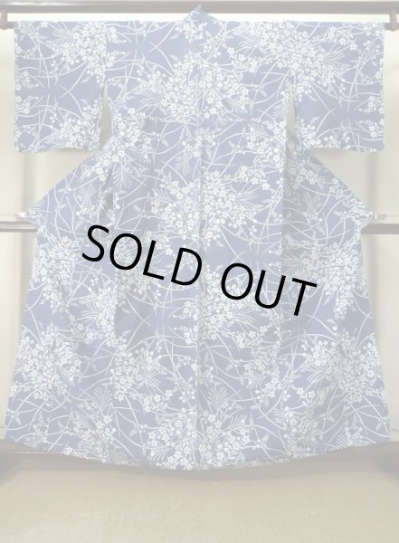 Photo1: K0526K Used Japanese   Pale Blue YUKATA summer(made in Japan) / Cotton. HAGI flower, made in 1980-1990  (Grade C) (1)