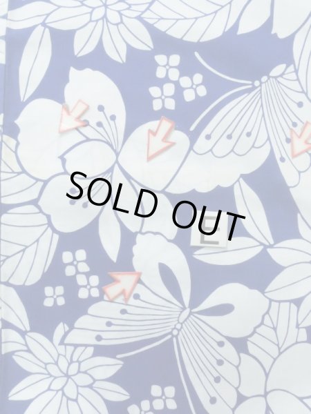 Photo19: K0526X Used Japanese   Blue YUKATA summer(made in Japan) / Cotton. Flower, made in 1980-1990  (Grade C) (19)